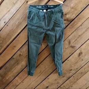 Men’s Olive Green Chinos